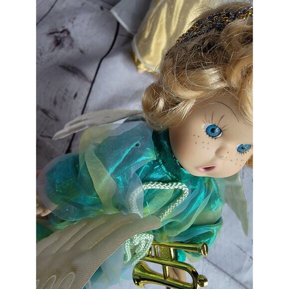 Porcelain Christmas Angel Dolls Lot 3 Dressed in Gold with Open Mouth Instrument - Picture 12 of 12